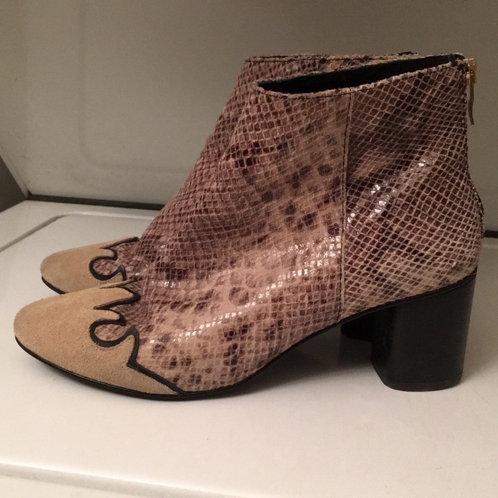 Snakeskin FREE PEOPLE ankle boot